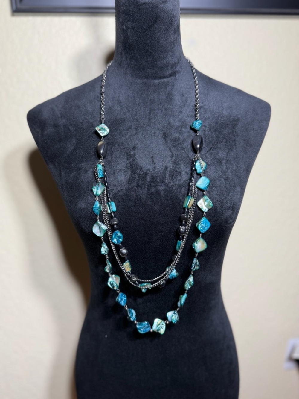 Stephan & Co Multi-Strand Teal Abalone Shell and Black Beaded Necklace